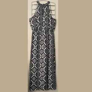 EUC 1X As U Wish Medallion Print Halter Romper/Jumpsuit in Black/White